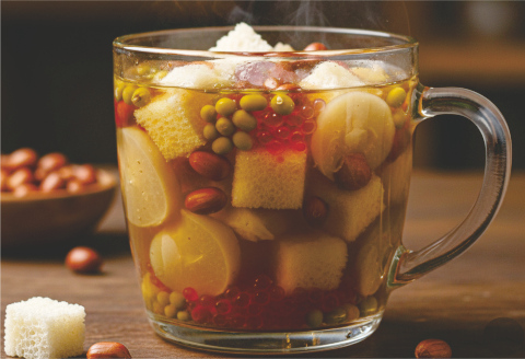 Sekoteng atau Wedang Ronde mendadak meroket popularitasnya sebagai kuliner Indonesia dalam menyambut Desember.