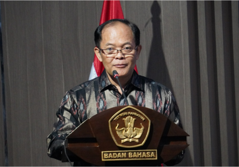 Kepala Badan Bahasa Kemendikdasmen, Hafidz Muksin, memaparkan arah baru pembangunan bahasa dan sastra di Indonesia.