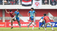 Duel sengit menghiasi laga Persitema Temanggung melawan Persibangga Purbalingga dalam leg lanjutan Liga 4 Jawa Tengah 2025/2026. Sumber Foto: Raptor_project07