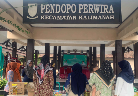 Pemerintah Kabupaten Purbalingga bersama Perumda Puspahastama menyelenggarakan Gerakan Pangan Murah (GPM) guna membantu warga menghadapi lonjakan harga kebutuhan pokok.
