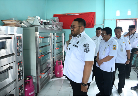 Wakil Bupati Purbalingga, Dimas Prasetyahani, meresmikan Koperasi Produsen Bangga Senyum Bersama (BSB) di Desa Lambur, Kecamatan Mrebet, Rabu 4 Februari 2026