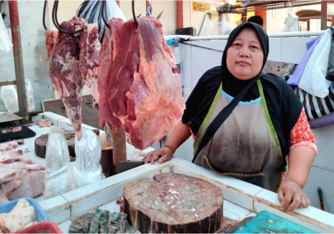Pedagang Daging di Pasar Purbalingga