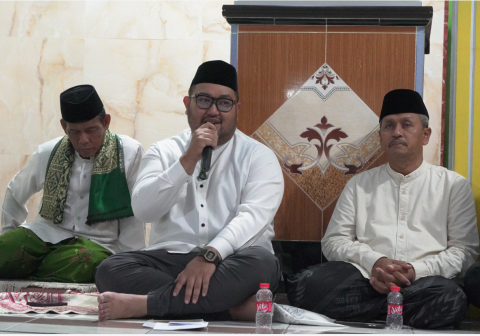 Wakil Bupati Purbalingga, Dimas Prasetyahani saat kegiatan Tarawih Keliling (Tarling) di Masjid Baiturrohman, Desa Jambudesa, Karanganyar, Rabu 25 Februari 2026.