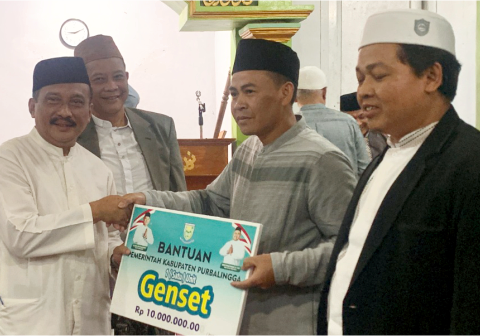 Staf Ahli Bupati Bidang Pemerintahan dan Kemasyarakatan, Tri Gunawan Setiadi, hadir mewakili Bupati untuk menyampaikan pesan penting mengenai esensi bulan suci.