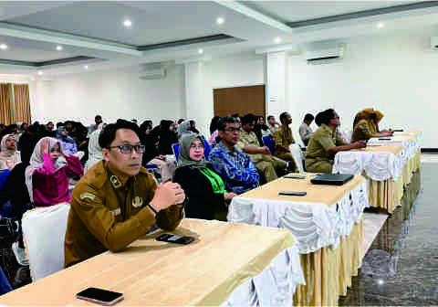Carnaval Entrepreneur bertema Service Excellent dan Teknis Pelayanan Pengaduan yang berlangsung di Auditorium Politeknik Madyathika Purbalingga, Selasa 10 Maret 2026.