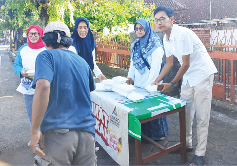 Bidang Pemberdayaan Alumni dari IKAPERO mennyelenggarakan aksi sosial bertajuk Jumat Berkah pada Jumat, 13 Maret 2026.
