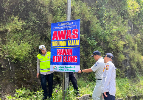 Kasat Lantas Polres Purbalingga, AKP Gharasa Zahra Zahirah bersama instansi lintas sektoral memetakan kesiapan infrastruktur jalan menjelang arus mudik Lebaran 2026.