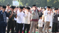 Ribuan umat muslim dari berbagai penjuru Kabupaten Purbalingga memadati Alun-Alun Purbalingga untuk menunaikan Salat Idulfitri 1447 Hijriah, Sabtu 21 Maret 2026