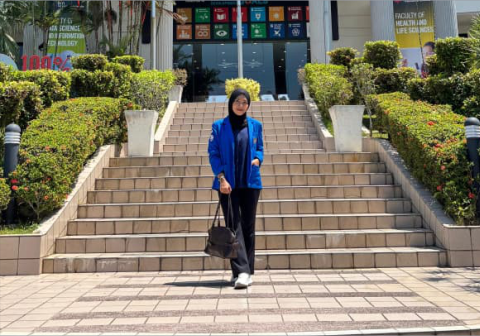 Faza Ortika Maulana, mahasiswa Program Studi Akuntansi S1 Fakultas Ekonomi dan Bisnis (FEB) Universitas Muhammadiyah Purwokerto (UMP), sukses mengukir prestasi internasional.