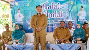 Bupati Purbalingga Fahmi Muhammad saat acara silaturahmi dan halal bihalal bersama masyarakat Dapil 5 di Pendopo Kecamatan Kejobong, Senin 13 April 2026. Bupati Purbalingga Fahmi Muhammad saat acara silaturahmi dan halal bihalal bersama masyarakat Dapil 5 di Pendopo Kecamatan Kejobong, Senin 13 April 2026.
