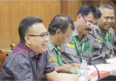 HR Bambang Irawan menyampaikan komitmen penuh untuk memajukan RAPI Purbalingga dengan tanggung jawab yang besar usai terpilih menjadi Ketua Radio Antar Penduduk Indonesia (RAPI) Wilayah 23 Kabupaten Purbalingga untuk periode 2026-2030 dalam Musyawarah Wilayah RAPI (Muswil) XI Kabupaten Purbalingga di ruang OR Graha Adhiguna, Sabtu 11 April 2026 malam