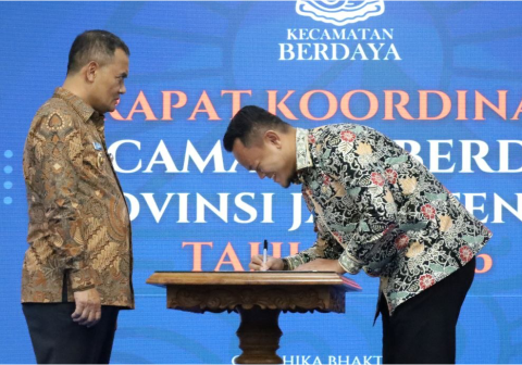 Bupati Purbalingga Fahmi Muhammad Hanif saat menghadiri Rapat Koordinasi Kecamatan Berdaya Provinsi Jawa Tengah Tahun 2026 di Grhadhika Bhakti Praja, Kamis 16 April 2026.