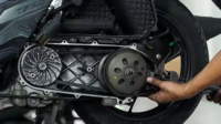 Merawat Sepeda motor bukan sekadar alat transportasi, melainkan sahabat setia yang membelah jalanan dalam panas maupun hujan.Motor Matic Sepeda motor bukan sekadar alat transportasi, melainkan sahabat setia yang membelah jalanan dalam panas maupun hujan.
