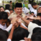 Sekolah Rakyat adalah program prioritas Presiden Prabowo Subianto yang ditujukan untuk memutus rantai kemiskinan dengan menyediakan akses pendidikan berkualitas bagi anak-anak dari keluarga miskin desil 1 dan 2