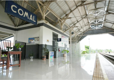 DAOP 4 Semarang mengaktifkan kembali layanan naik dan turun penumpang di Stasiun Comal, Kabupaten Pemalang, mulai 27 April 2026.