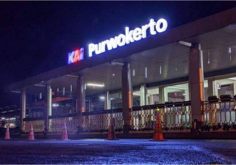 Stasiun Kereta Api Puwokerto