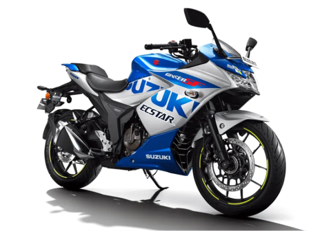 Garis-garis tegas pada bodi Suzuki Gixxer SF 250 memberikan kesan futuristik, sementara lampu LED tajam pada sektor depan menjamin pencahayaan maksimal saat menembus kegelapan.