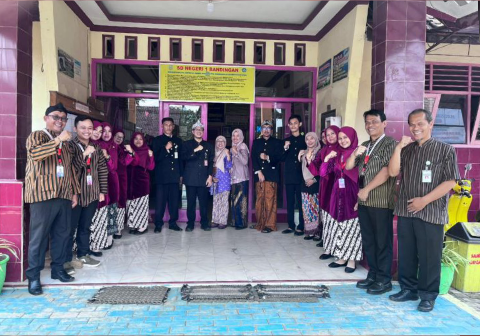 Kepala Bidang Pembinaan Sekolah Dasar (SD) Dinas Pendidikan dan Kebudayaan Kabupaten Purbalingga, Nokman Riyanto usai melakukan monitoring dan evaluasi (monev) Tes Kemampuan Akademik (TKA) pada Selasa, 21 April 2026. Sumber Foto: Dinas Pendidikan dan Kebudayaan Kabupaten Purbalingga