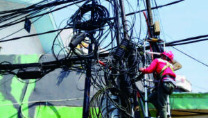 Teknologi 5G menawarkan keunggulan efisiensi spektral yang mampu menurunkan biaya produksi data.