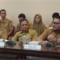 Wakil Bupati Purbalingga, Dimas Prasetyahani saat memaparkan rencana kegiatan bersama Dandim 0702 Purbalingga di Markas Kodam IV/Diponegoro, Senin 20April 2026