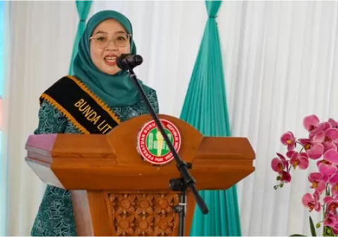Bunda Literasi Purbalingga, Denita Dimas Prasetyahani, membuka secara resmi Lomba Bertutur Siswa SD/MI tingkat kabupaten.
