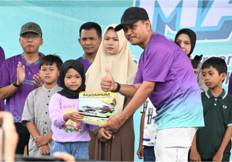Plt Kepala Dinas Perindustrian dan Tenaga Kerja Purbalingga, Mukodam saat menghadiri peringatan Hari Buruh Internasional (May Day) 2026 di Kabupaten Purbalingga di Objek Wisata Purbasari Pancuran Mas, Kecamatan Padamara, Jumat 1 Mei 2026