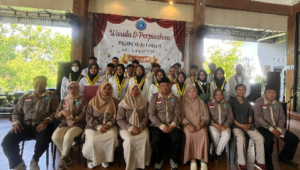 PKBM Maju Lestari Kecamatan Bojongsari, Purbalingga meluluskan sebanyak 24 peserta didik dari program kesetaraan Paket C dan 8 siswa dari program Paket B.