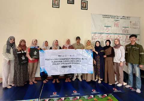 Program pengabdian masyarakat oleh UMP pada kawasan pesisir Tambak Lorok, Kelurahan Tanjung Mas, Kecamatan Semarang Utara, Senin 25 Mei 2026