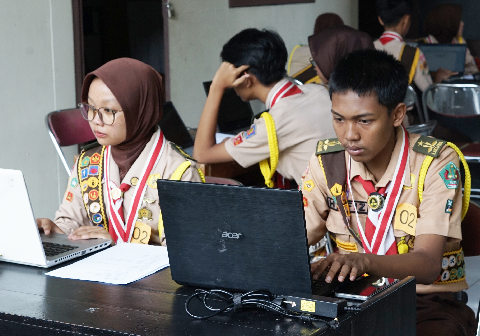 Sebanyak 80 anggota Pramuka utusan Kwartir Ranting se-Kabupaten Purbalingga mengikuti ajang Eagle Scout Awards (ESA) atau Lomba Pramuka Garuda Berprestasi. Sebanyak 80 anggota Pramuka utusan Kwartir Ranting se-Kabupaten Purbalingga mengikuti ajang Eagle Scout Awards (ESA) atau Lomba Pramuka Garuda Berprestasi.
