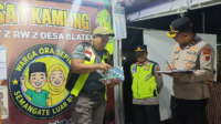 Wakapolres Purbalingga Kompol Agus Amjat Purnomo memimpin langsung kegiatan pengecekan Satuan Keamanan Lingkungan (Satkamling) di wilayah Kecamatan Kalimanah, Kabupaten Purbalingga, Jumat 15 Mei 2026 malam.