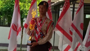 Tryas Amirul Pratopo, anggota Pramuka dari pangkalan SMP Negeri 1 Kalimanah, Juara 1 Lomba Pramuka Penggalang Garuda Berprestasi Kwarcab Purbalingga tahun 2026.