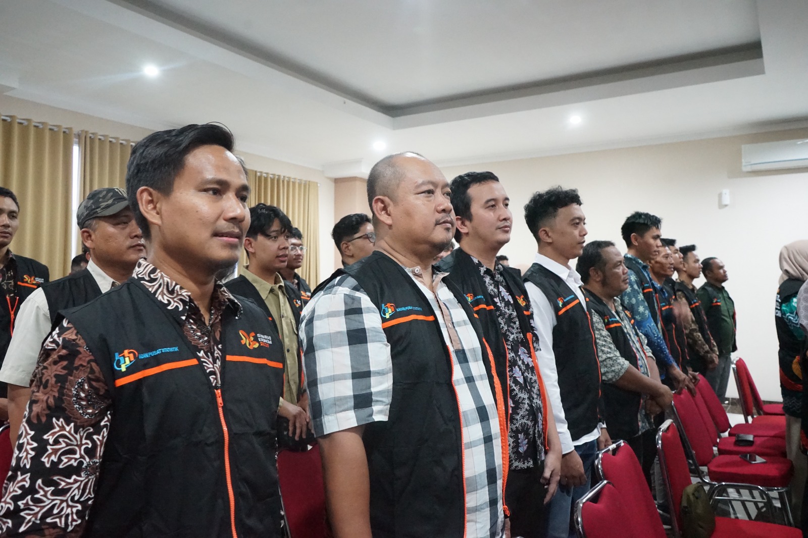 BPS Purbalingga Minta Warga Kenali Tiga Identitas Resmi Petugas Sensus Ekonomi 20265 BPS Purbalingga Minta Warga Kenali Tiga Identitas Resmi Petugas Sensus Ekonomi 20265