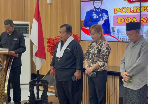 Menyambut Hari Bhayangkara ke-80 tahun 2026, Polres Purbalingga menggelar doa bersama lintas agama. Acara tersebut berlangsung di Aula Wicaksana Laghawa, Mapolres Purbalingga, Kamis 25Juni 2026.