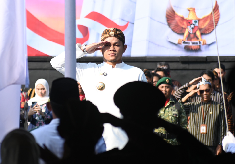 Bupati Purbalingga, Fahmi Muhammad Hanif, menjadi Inspektur Upacara Peringatan Hari Lahir Pancasila Tahun 2026 Tingkat Kabupaten Purbalingga di Halaman Pendapa Dipokusumo, Senin 1 Juni 2026 Bupati Purbalingga, Fahmi Muhammad Hanif, menjadi Inspektur Upacara Peringatan Hari Lahir Pancasila Tahun 2026 Tingkat Kabupaten Purbalingga di Halaman Pendapa Dipokusumo, Senin 1 Juni 2026