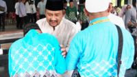 Bupati Pemalang Anom Widiyantoro menyambut kepulangan ratusan jemaah haji Kloter 9 dan Kloter 10 Kabupaten Pemalang, Minggu 7 Juni 2026. Bupati Pemalang Anom Widiyantoro menyambut kepulangan ratusan jemaah haji Kloter 9 dan Kloter 10 Kabupaten Pemalang, Minggu 7 Juni 2026.