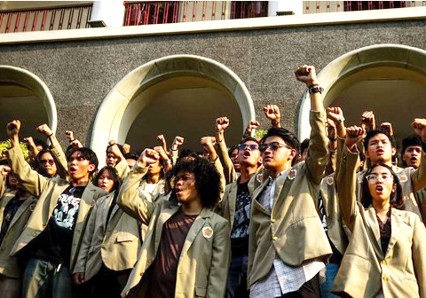 Kagama Muda Bergerak menyatakan dukungan penuh atas aksi mahasiswa UGM yang mendatangi dan membubarkan kopdar di Joglo GIK, Sleman, DIY, Senin 15 Juni 2026.