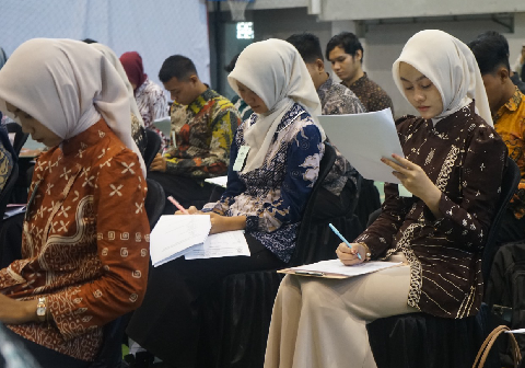 Peserta mengikuti seleksi Kakang Mbekayu Duta Wisata Kabupaten Purbalingga Tahun 2026 di GOR Indoor Sasana Krida Perwira, Kamis 4 Juni 2026.