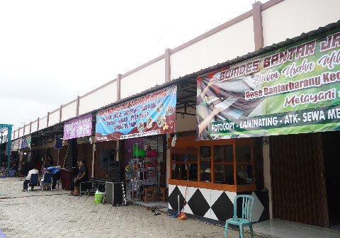 Kawasan Terpadu Bantarbarang Pacu Ekonomi Desa Melalui Kemandirian Kawasan Terpadu Bantarbarang Pacu Ekonomi Desa Melalui Kemandirian