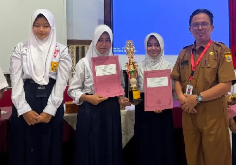 Kompetisi melahirkan sejumlah juara baru yang siap melaju ke Tingkat Provinsi Jawa Tengah. Kinaya Maulani memenangkan cabang mendongeng Kompetisi melahirkan sejumlah juara baru yang siap melaju ke Tingkat Provinsi Jawa Tengah. Kinaya Maulani memenangkan cabang mendongeng
