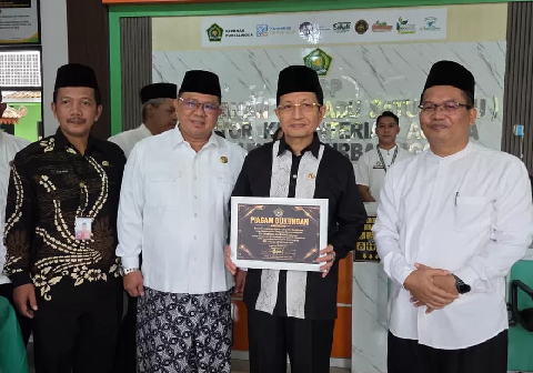 Menteri Agama Republik Indonesia, Nasaruddin Umar, melaksanakan kunjungan kerja ke Kantor Kementerian Agama Kabupaten Purbalingga, Jumat 26 Juni 2026.