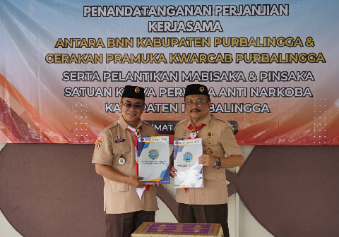 Penandatanganan kerja sama nota kesepahaman (MoU) antara Badan Narkotika Nasional Kabupaten (BNNK) Purbalingga bersama Kwartir Cabang (Kwarcab) Gerakan Pramuka Purbalingga berlangsung pada Jumat 11 Juni 2026 di Sanggar Bakti Pramuka Kwarcab Purbalingga. 
