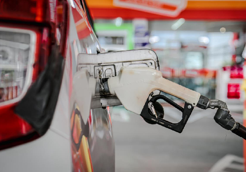PT Pertamina Patra Niaga meluruskan informasi viral pada media sosial mengenai daftar merek kendaraan yang kabarnya kena larangan membeli Pertalite PT Pertamina Patra Niaga meluruskan informasi viral pada media sosial mengenai daftar merek kendaraan yang kabarnya kena larangan membeli Pertalite