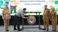 Kapolres Pemalang AKBP Rendy Setia Permana meluncurkan langsung program inovatif tersebut di Pendopo Kabupaten Pemalang, Senin 8 Juni 2026 Kapolres Pemalang AKBP Rendy Setia Permana meluncurkan langsung program inovatif tersebut di Pendopo Kabupaten Pemalang, Senin 8 Juni 2026