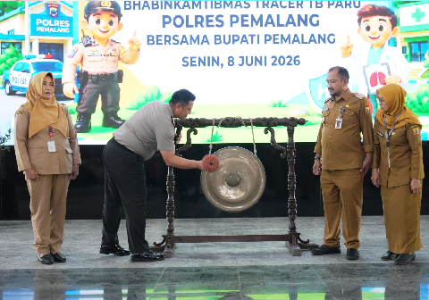 Kapolres Pemalang AKBP Rendy Setia Permana meluncurkan langsung program inovatif tersebut di Pendopo Kabupaten Pemalang, Senin 8 Juni 2026 Kapolres Pemalang AKBP Rendy Setia Permana meluncurkan langsung program inovatif tersebut di Pendopo Kabupaten Pemalang, Senin 8 Juni 2026