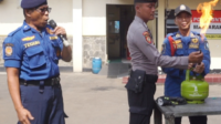 Instruktur dari Bidang Pemadam Kebakaran Satpol PP Purbalingga memberikan pelatihan pemadaman api bagi personel Polri serta berbagai elemen masyarakat, Senin 22 Juni 2026 Instruktur dari Bidang Pemadam Kebakaran Satpol PP Purbalingga memberikan pelatihan pemadaman api bagi personel Polri serta berbagai elemen masyarakat, Senin 22 Juni 2026