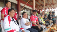 Bupati Purbalingga Fahmi Muhammad Hanif bersama Bupati Kuningan H. Dian Rachmat Yanuar menyaksikan laga pamungkas Grup Q putaran 32 besar Liga 4 Nasional Piala Presiden 2026 Persibangga melawan PESIK Kuningan di Stadion Gelora Goentoer Darjono, Senin 15 Juni 2026 Bupati Purbalingga Fahmi Muhammad Hanif bersama Bupati Kuningan H. Dian Rachmat Yanuar menyaksikan laga pamungkas Grup Q putaran 32 besar Liga 4 Nasional Piala Presiden 2026 Persibangga melawan PESIK Kuningan di Stadion Gelora Goentoer Darjono, Senin 15 Juni 2026
