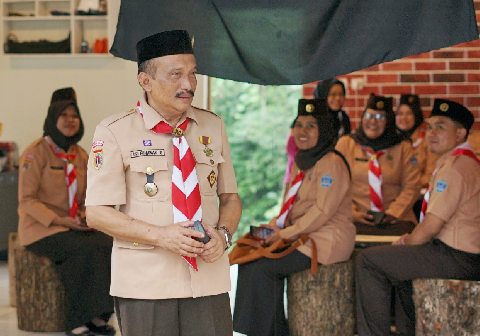 Ketua Kwarcab Purbalingga, Tri Gunawan Setiyadi, saat membuka Rescue Café di komplek Sanggar Bakti Pramuka Kwarcab Purbalingga, Jumat 12 Juni 2026