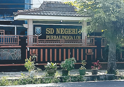 SD Negeri 1 Purbalingga Lor berada di Jalan Pujowiyoto 14 Purbalingga ini berhasil meraih peringkat pertama hasil Tes Kemampuan Akademik (TKA) jenjang Sekolah Dasar (SD) tingkat kabupaten tahun 2026