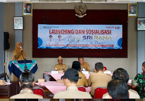 Camat Kutasari, Tri Wahyu Dini Susanti saat memaparkan aplikasi inovasi SRI RAMA (Srikandi Transformasi Digital Administrasi Tata Usaha Desa) Camat Kutasari, Tri Wahyu Dini Susanti saat memaparkan aplikasi inovasi SRI RAMA (Srikandi Transformasi Digital Administrasi Tata Usaha Desa)