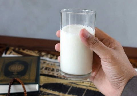 Tradisi Minum Susu 1 Muharram, Keberkahan Tahun Baru